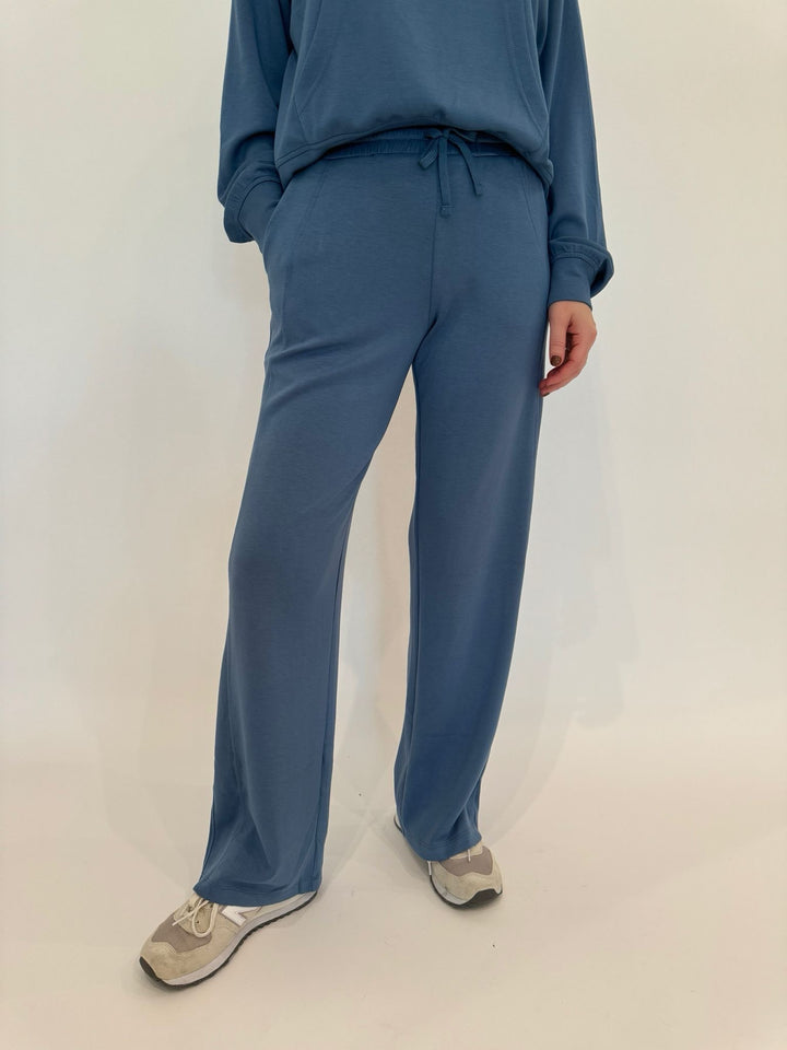 BK Cindy High-Waist Wide Leg Sweatpants in Gray Blue paired with matching Caroline Half Zip-Up Collar Sweatshirt available at Barbara Katz