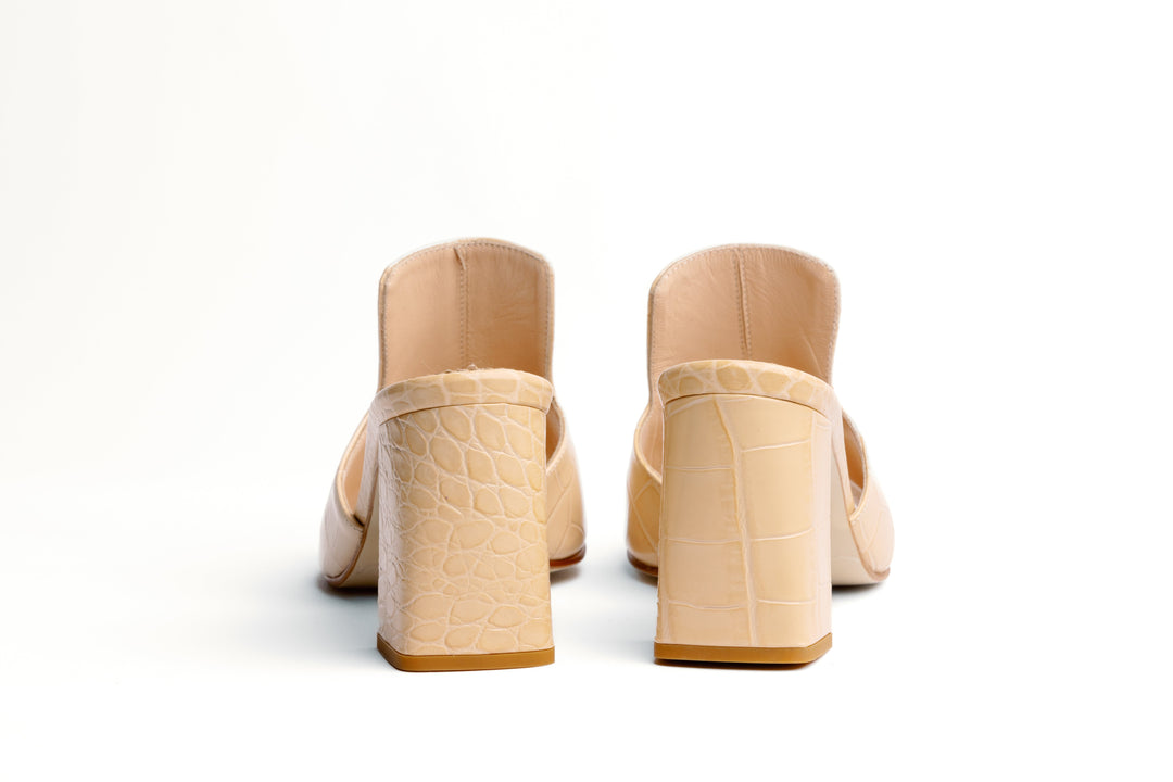 D. Lacquaniti Carmela Croc Mules - Tan