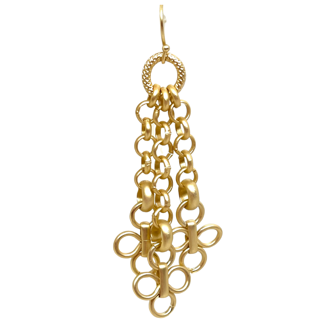 Deborah Grivas Matte Gold Rolo Chain Clover Charm Earrings