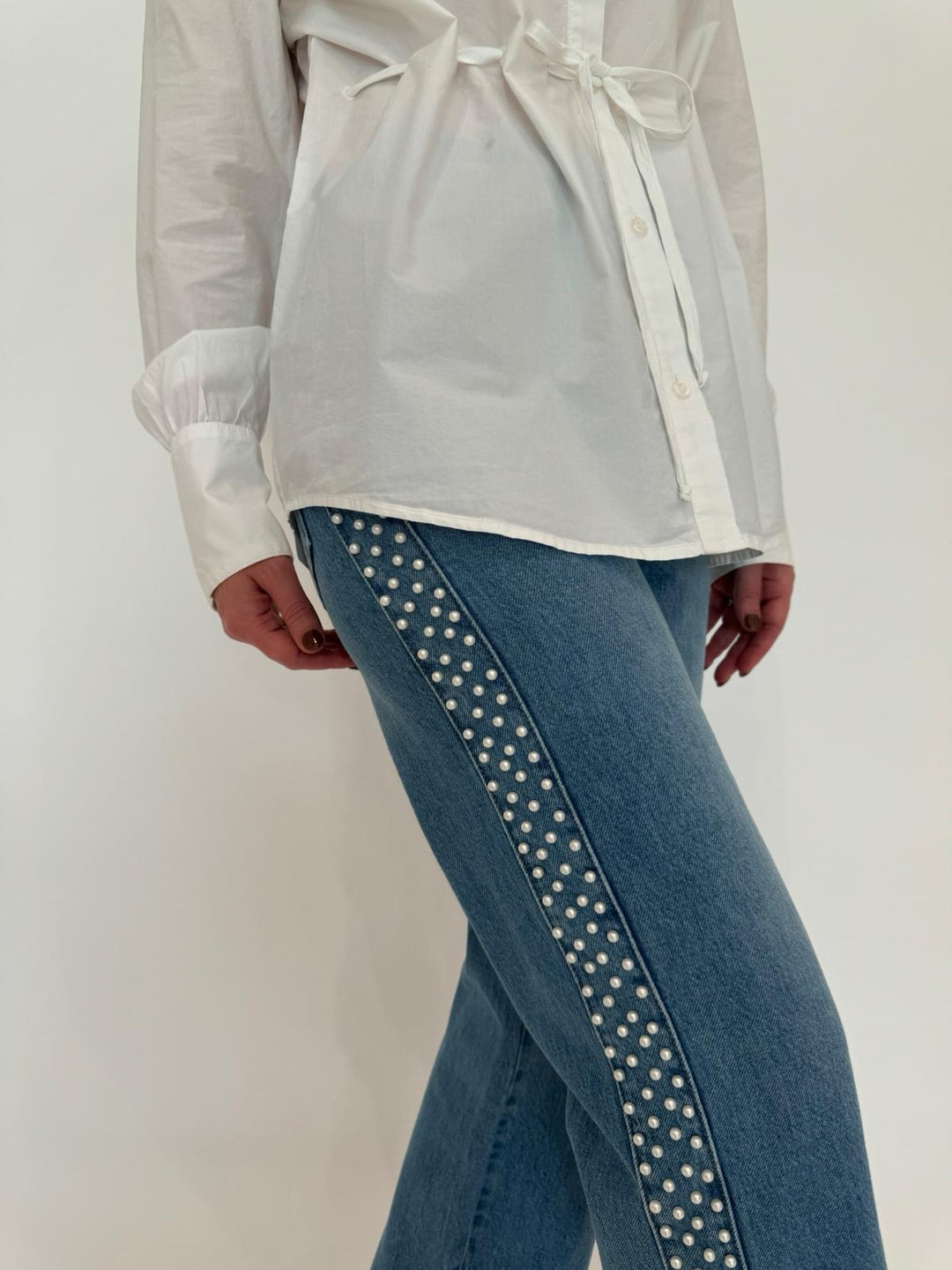 Frame Atelier Le Jane Crop Denim in Daylight Pearl available at Barbara Katz