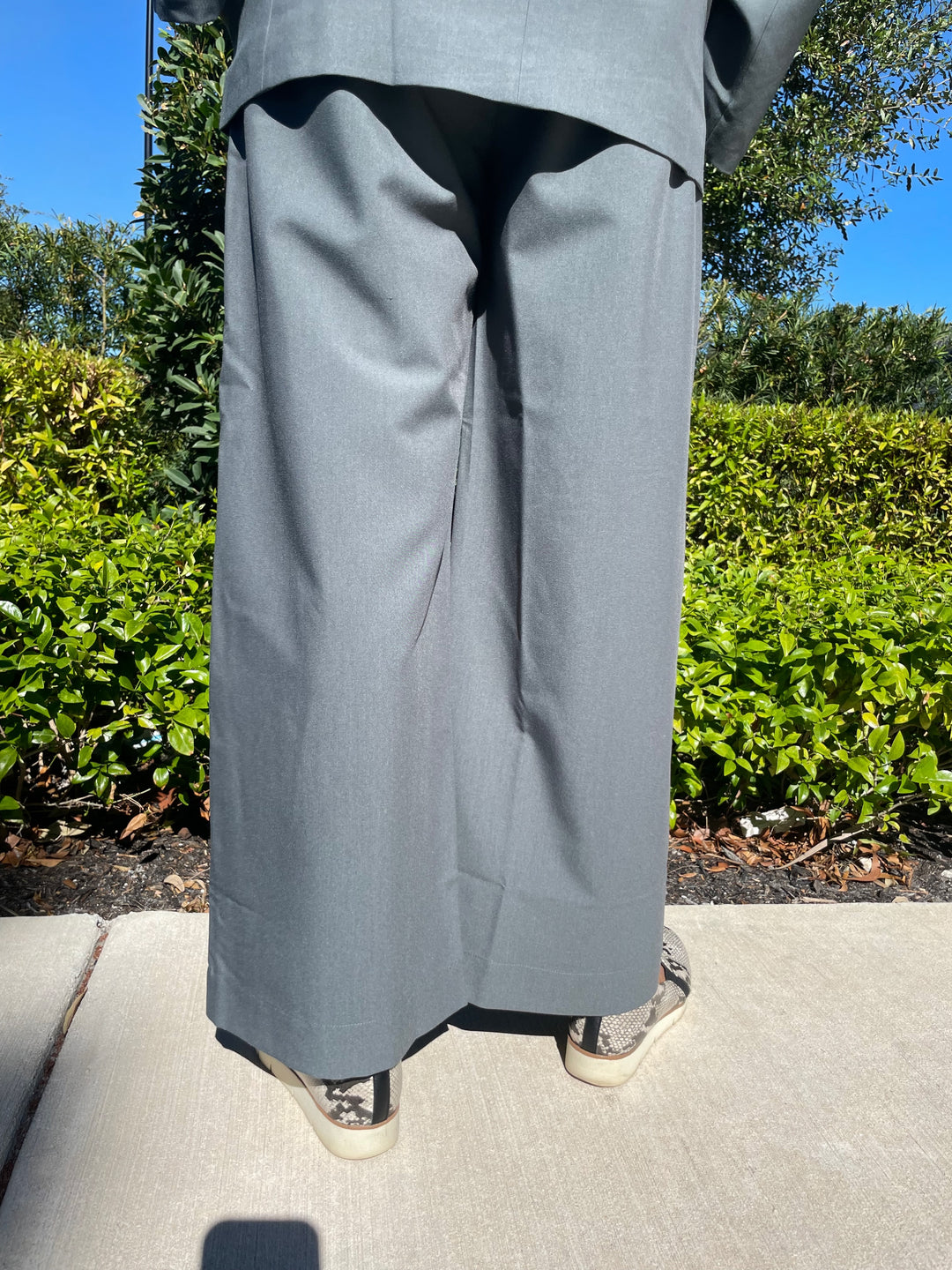 Lilla P. Wide Leg Pull-On Pants in Slate available a Barbara Katz