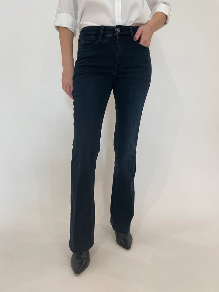 MAC Denim Dream Boot Jeans 32" in Midnight Blue Wash available at Barbara Katz