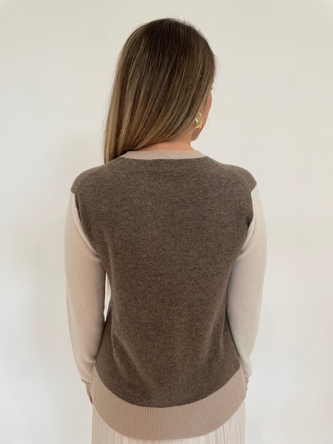 Pure Amici Evermore Cashmere Colorblock Sweater in Bark available at Barbara Katz