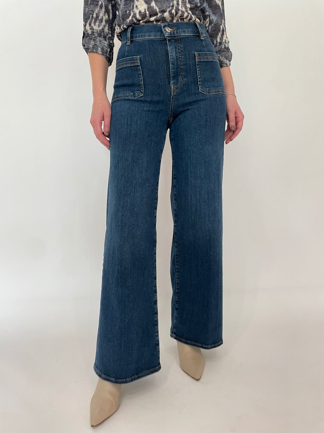 Frame Le Slim Palazzo Bardot Pocket Jeans in Cursive available at Barbara Katz