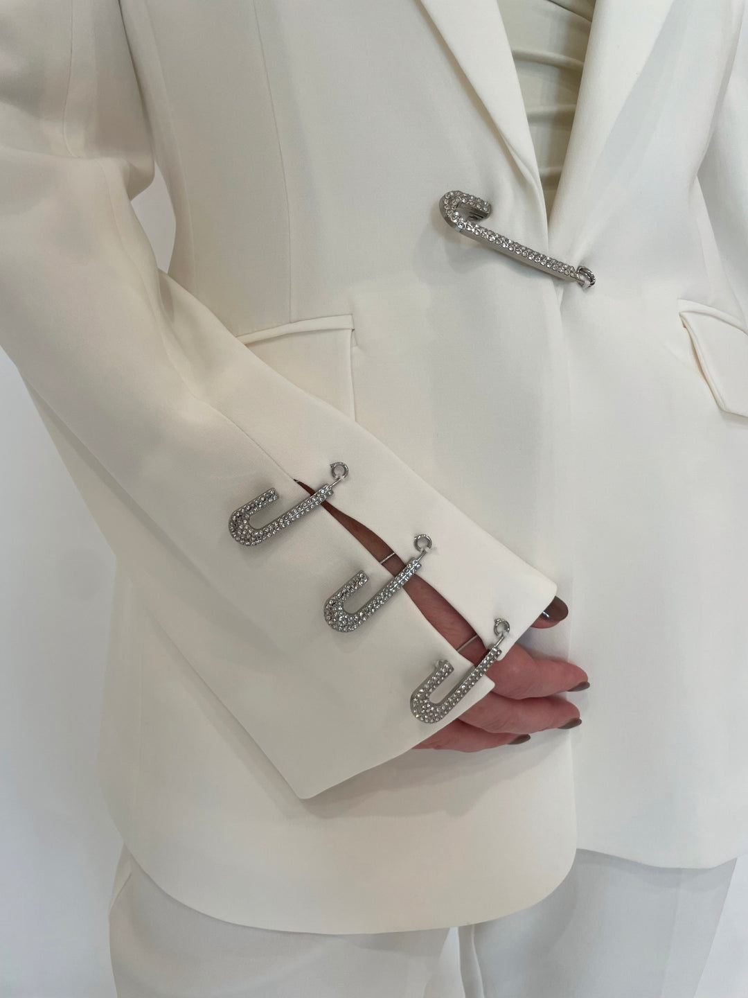 Cinq a Sept Rhinestone Pin Cheyenne Blazer in Ivory available at Barbara Katz