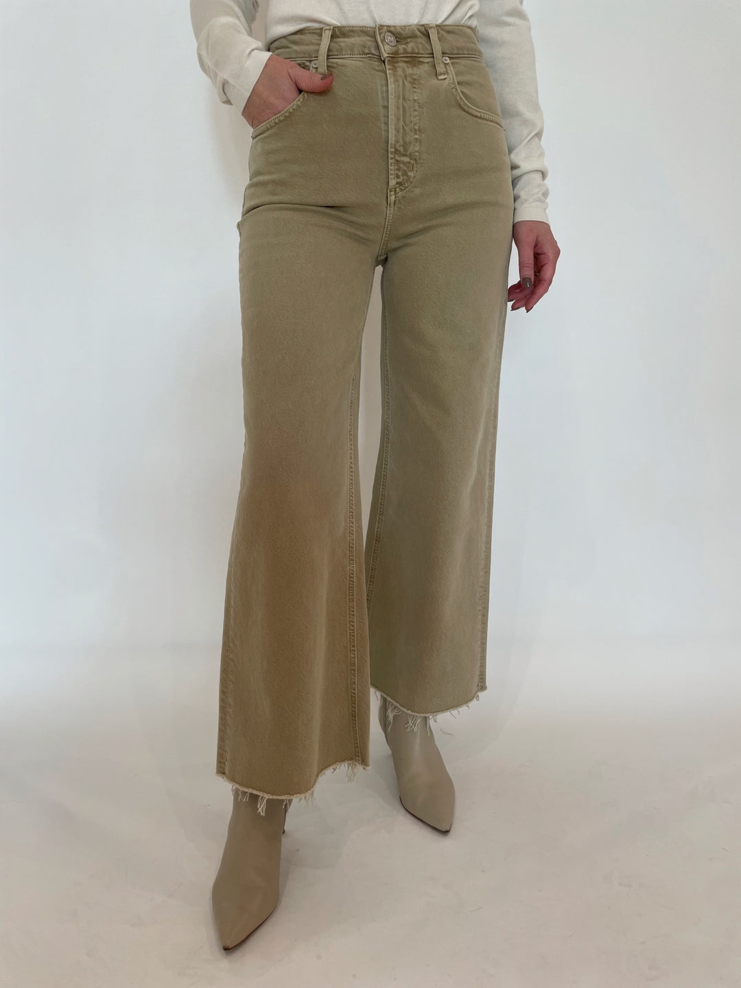 Citizens of Humanity Lyra Crop Wide Leg Jeans in Porcini available at Barbara Katz