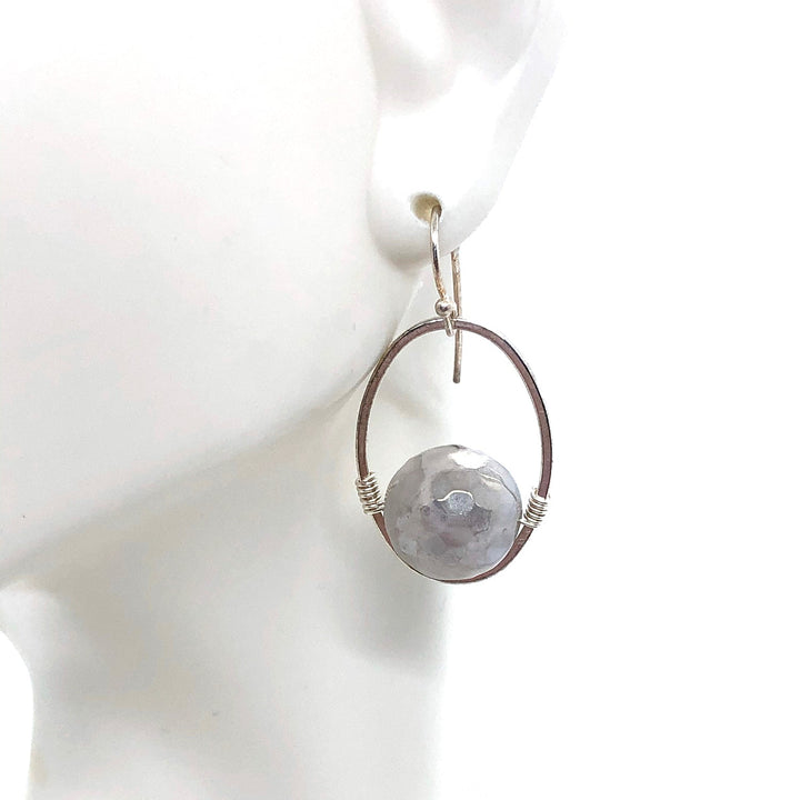 Glazed Agate Oval Earring - Gray Snowflake