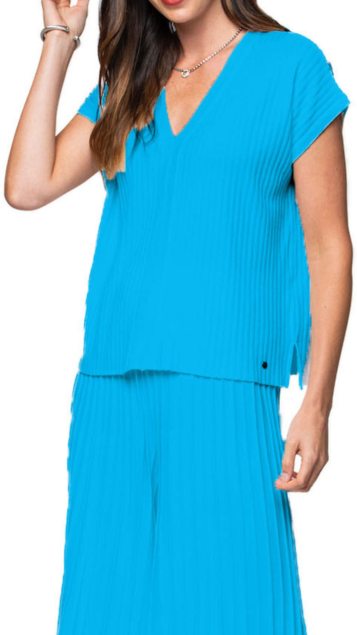 Vivi V-Neck Drop-Shoulder Top - Turquoise