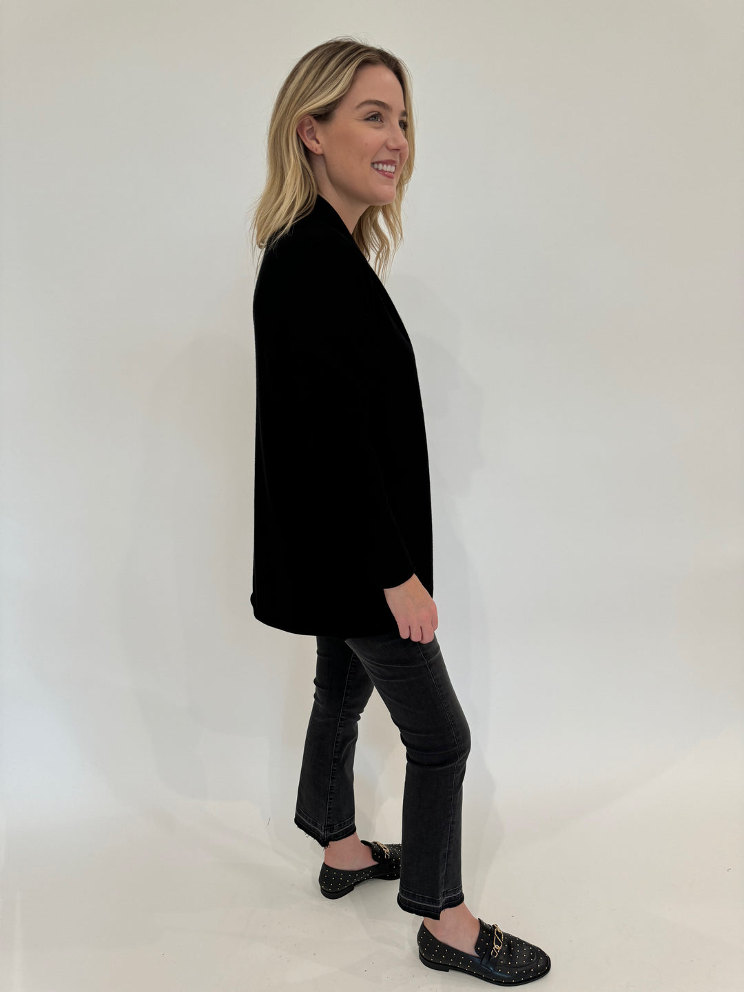 BK Olivia Long Open Cardigan in Black paired with Elliott Lauren Bootcut Jeans with Shadow Hem
in Washed Black available at Barbara Katz