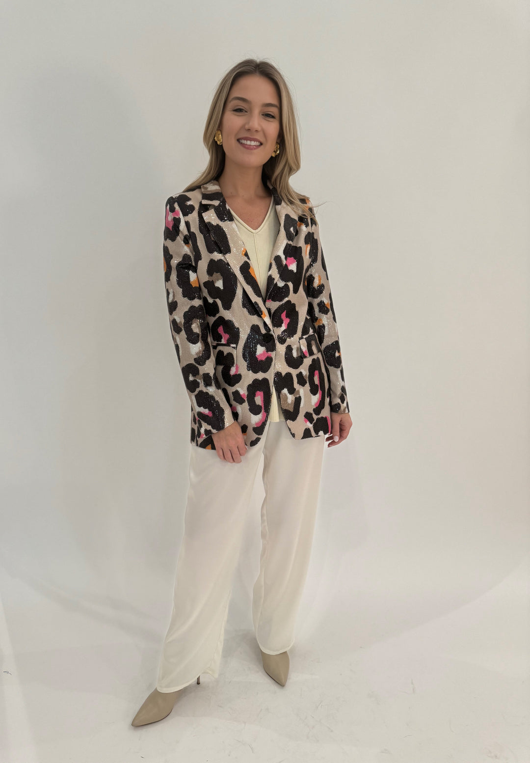 Vilagallo Andrea Sequin Jacket in Grey/Pink Leopard paired with Raffaello Rossi Palina 6/8 Culotte Pants in Wool White available at Barbara Katz