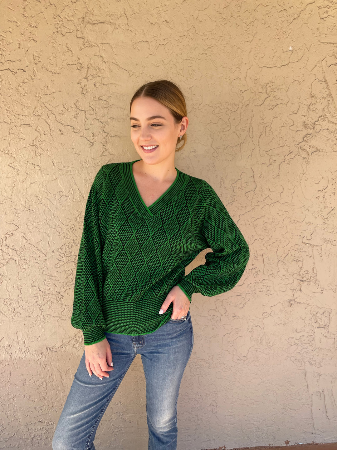 Textured Diamond Pullover - Green Combo