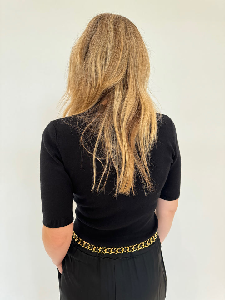 Oui Luna Lettuce Edge Short Sleeve Sweater in Black available at Barbara Katz