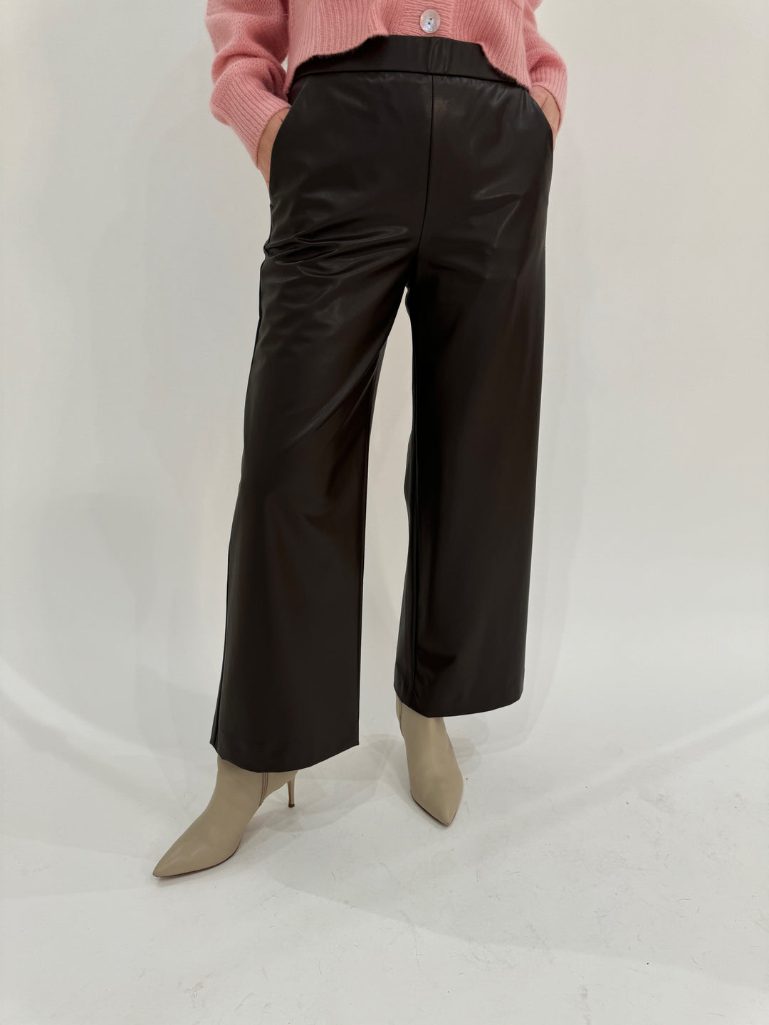 Raffaello Rossi Palina 6/8 Culotte Pants in Tabak available at Barbara Katz