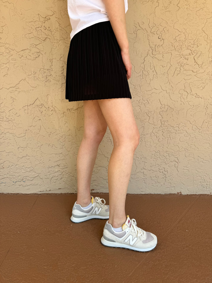 Rally Club Maria Pleat Skirt - Black