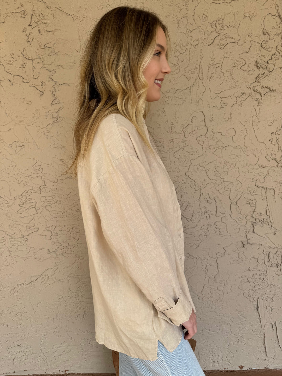 Donni The Linen Relaxed Shirt - Sesame