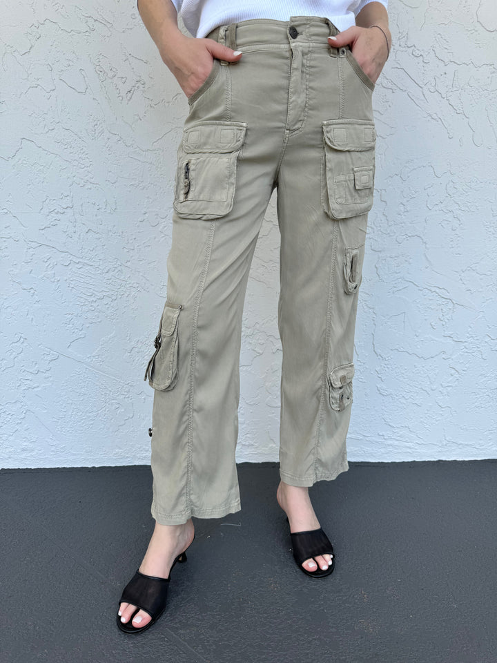 Marrakech Addison Pants in Clay, relaxed-fit pants featuring cupro fabric, with multiple pockets, belt loops, and unique seaming details