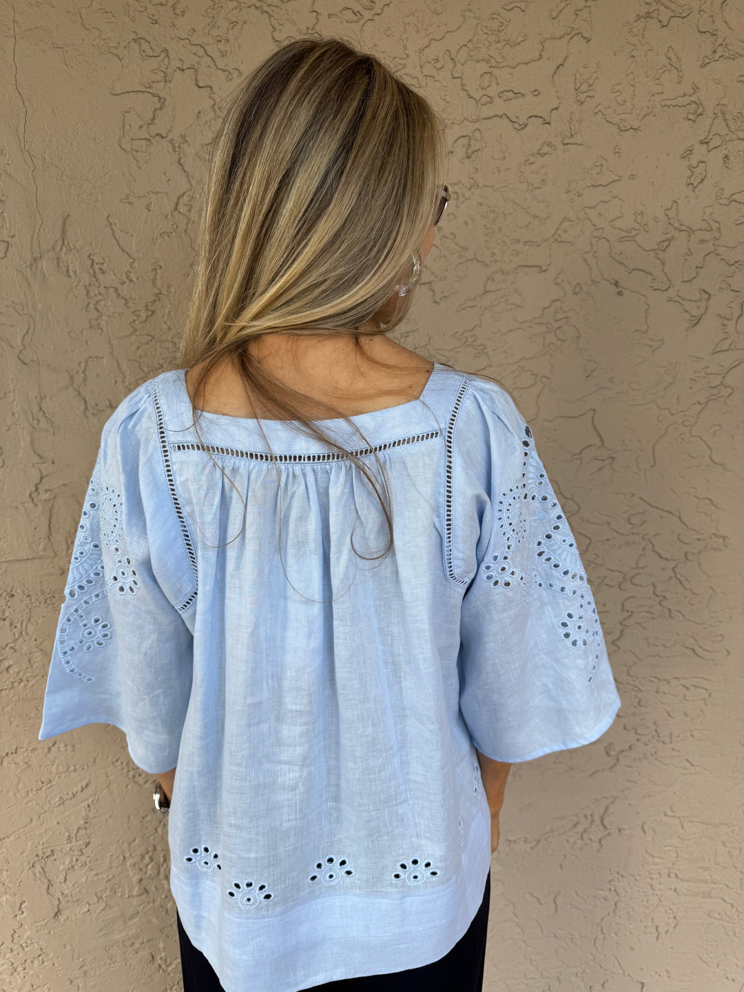 Elliott Lauren Embroidered Linen Shirt - Chambray