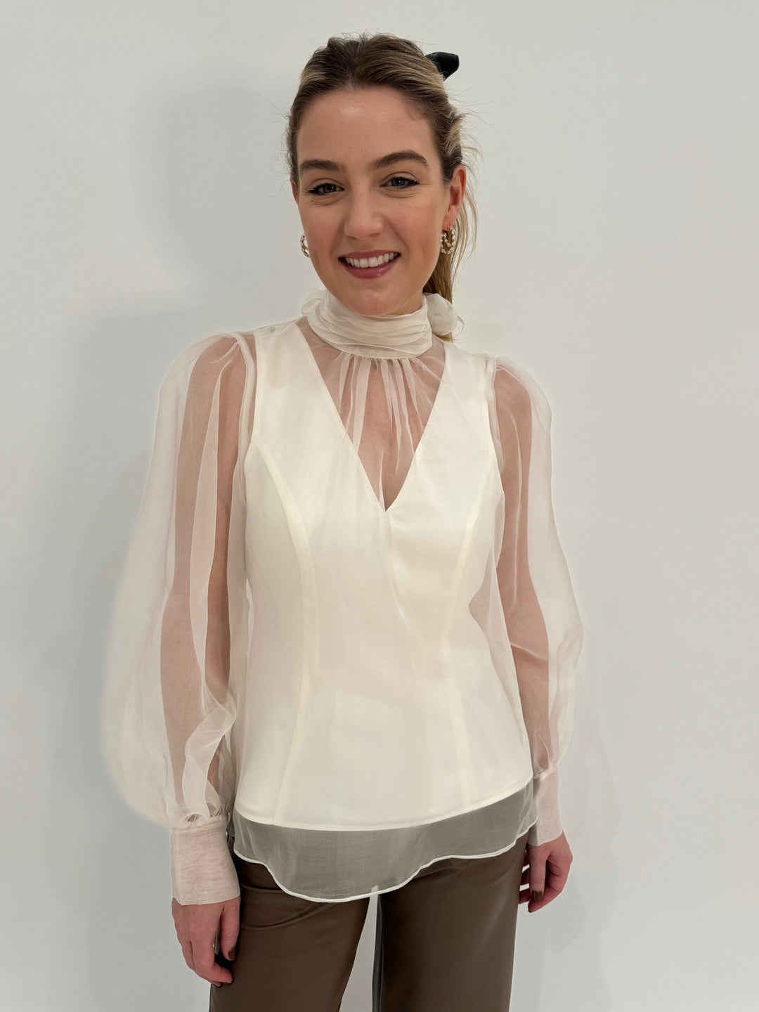 Cinq a Sept Reo Top in Ivory available at Barbara Katz