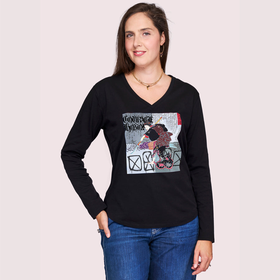 Suzi Roher The Victoria Long Sleeve Tee - Story of Onna