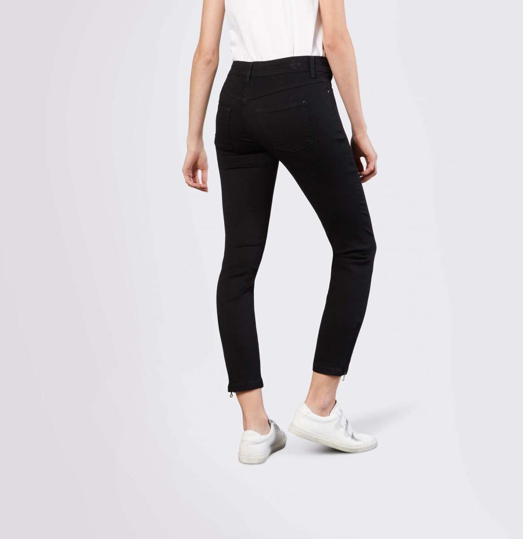 MAC Dream Chic Crop Jean - Black